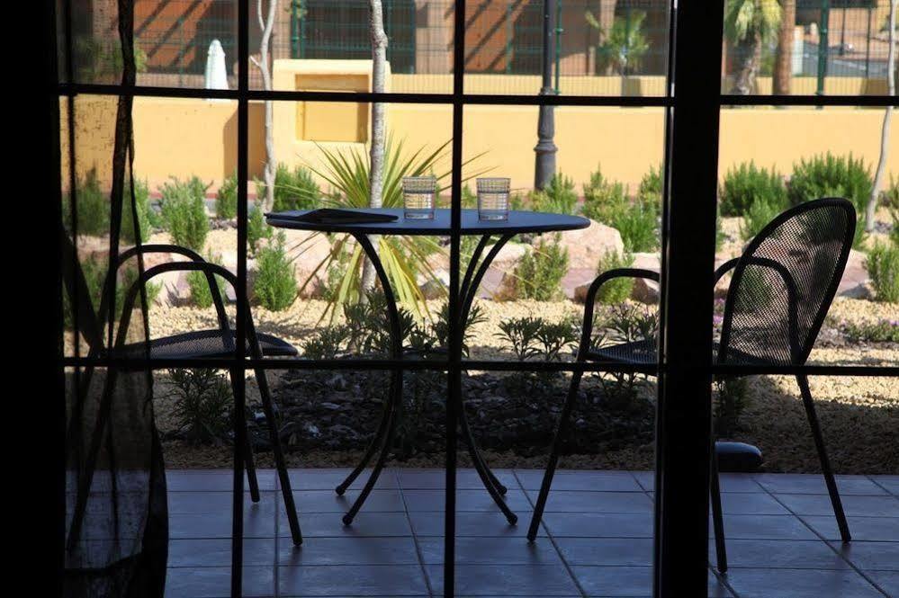 Santara Resort And Spa 圣波拉 外观 照片
